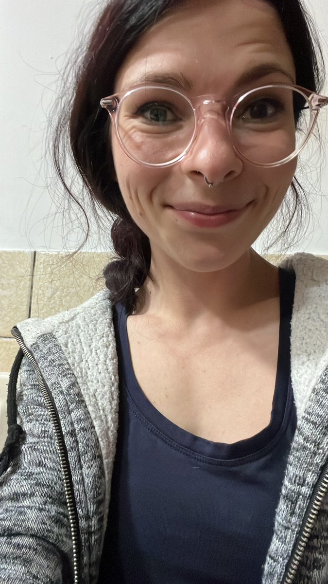 MissSweetEla's tweet photo. Just thought I’d post a photo of myself, since I changed hair colour. Also, I got a contract at work! I’m super proud of myself and so happy. ♥️ https://t.co/qIJlwRcPct