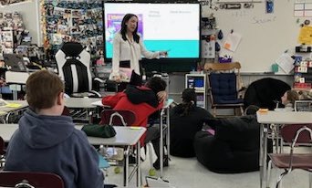 AmandaDenson1's tweet photo. Use it or lose it! I asked staff to invite me to teach lessons in their classrooms so I can stay connected and keep my skills sharp. This was my first invite and I LOVED it! #principal #keepingitreal #inmyelement https://t.co/6H3ceObKXY