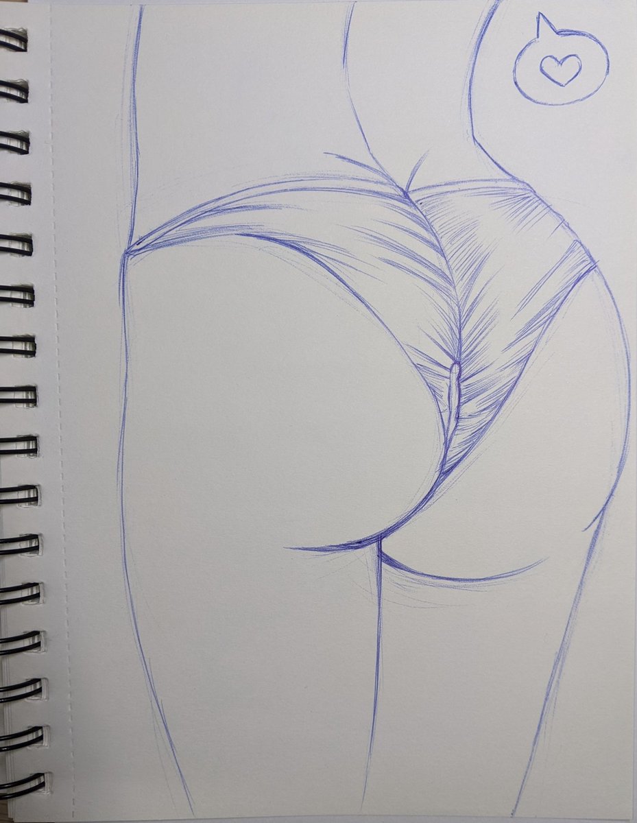 Today sketch.

#giantess #giantessfetish #giantesswoman #gts #sizedifference #sizetwitter