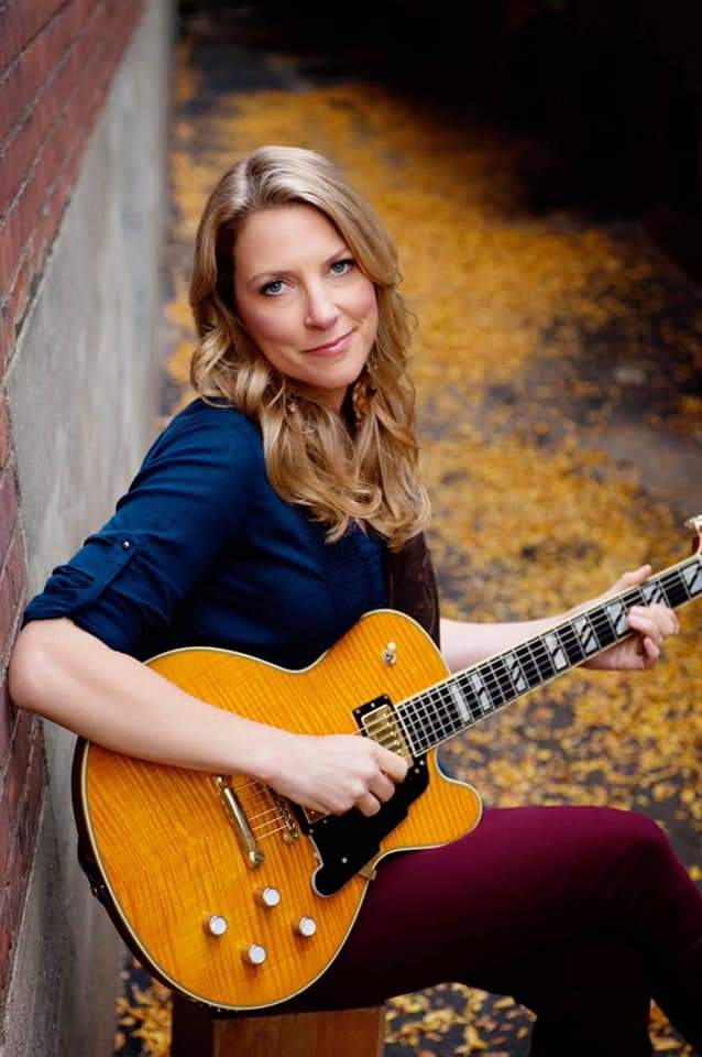 Happy Birthday to American singer and guitarist Susan Tedeschi. 
November 9, 1970.   