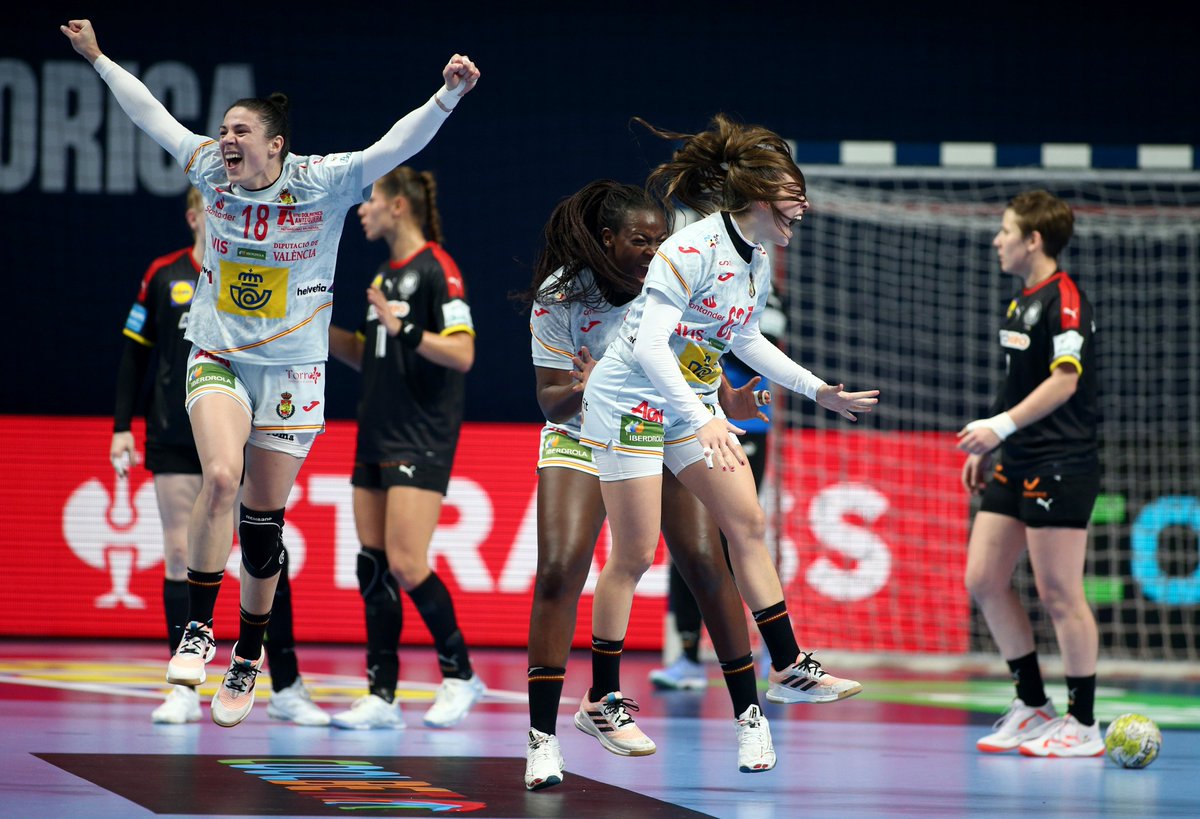 Daniel Arribas tweet media