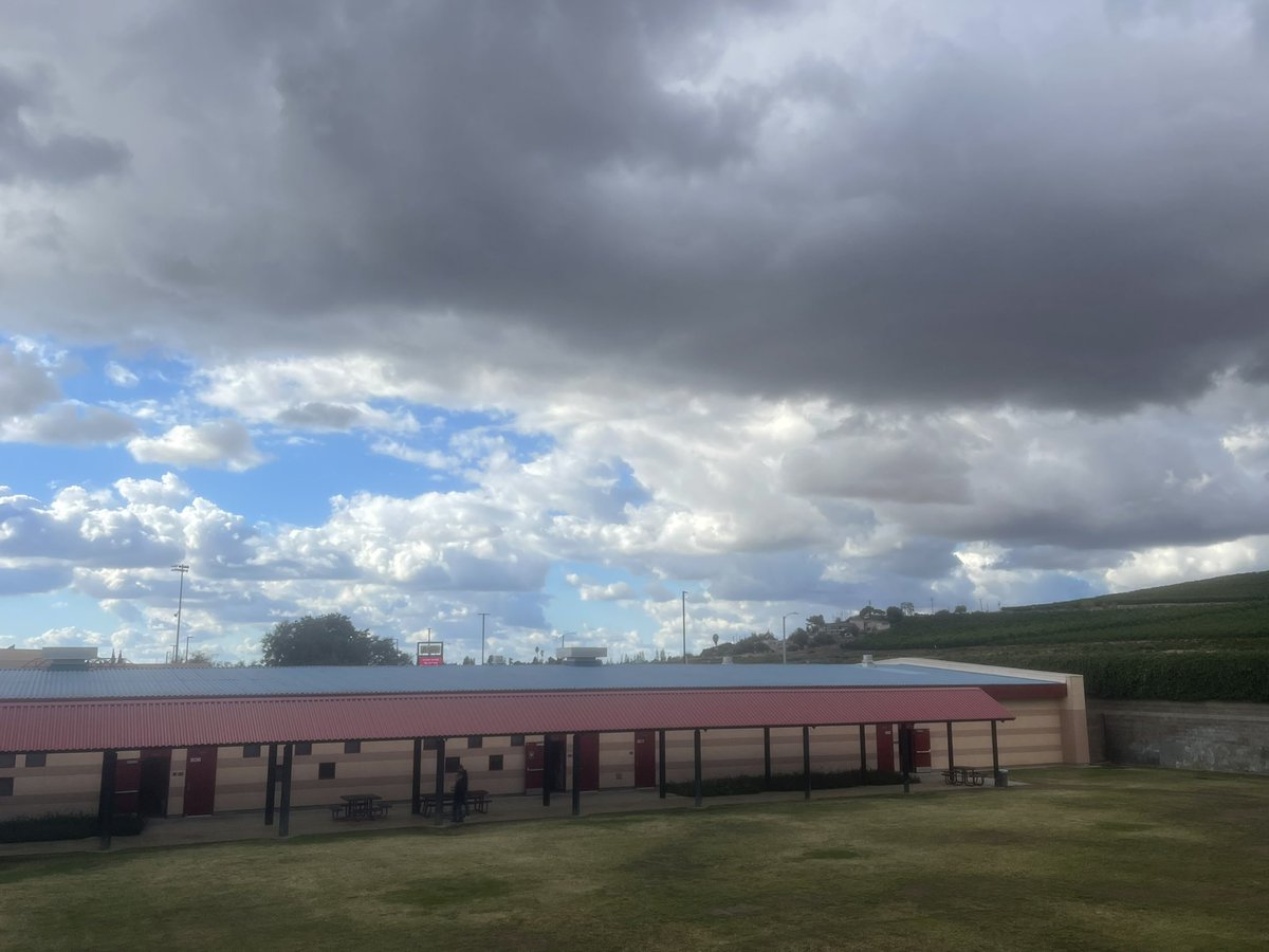 Jenny Medeiros tweet media