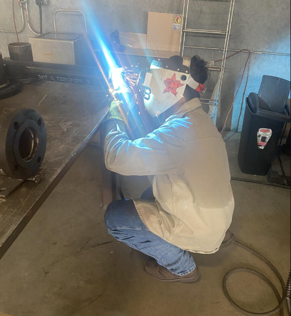 WeldingSchool's tweet photo. Students come to Tulsa Welding School to succeed and transform their lives for the better, no matter their background. Luis Monreal was working at Chik-fil-A before he enrolled at TWS. Since graduating, Luis been applying the career-focused, hands-on training in the real world. https://t.co/Jwc6fg2aeF