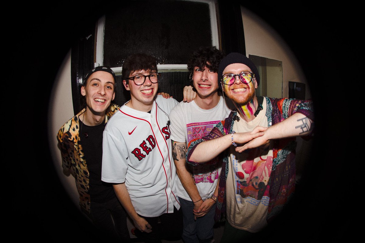 bearsintrees's tweet image. our new ep 'every moonbeam, every feverdream' comes out this friday. it's about coping with derealization, the routines that keep you safe, and having days where you wish you didn't have a body. i hope it helps you feel at home.