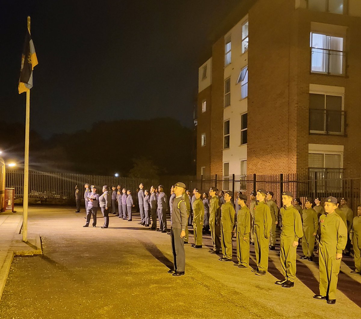 Really insightful visit this evening to <a href="/1475DulwichSqn/">1475 (Dulwich) Sqn</a>! Great to meet the staff, see the cadets, and host a Q&amp;A session! Plus presented 5 Silver <a href="/DofE/">The Duke of Edinburgh’s Award</a> awards. And my first CWO promotion as OCLW. Well done CWO Stanislas 👏🏻. @OC1475Sqn <a href="/RegComdtLASER/">RC LASER</a> <a href="/LondonAirCadets/">London Air Cadets</a>  @REGSSOLASER