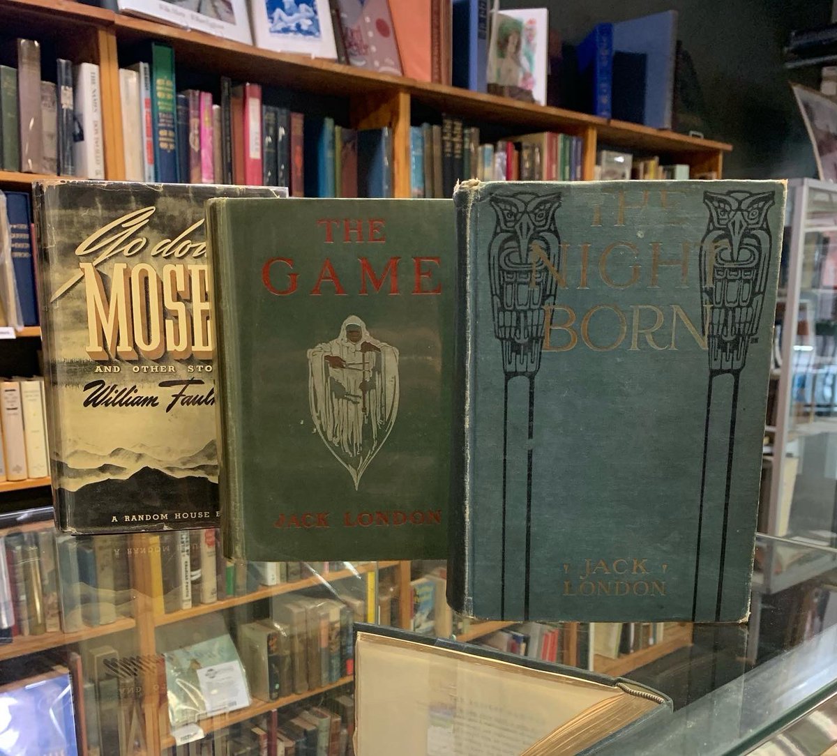 WellerBookWorks's tweet image. We have a number of incredible first edition books in our Rare Books Room! 

#rarebooks  #usedbooks #usedbookstore #indiebookstore #firstedition #firsteditionbooks
