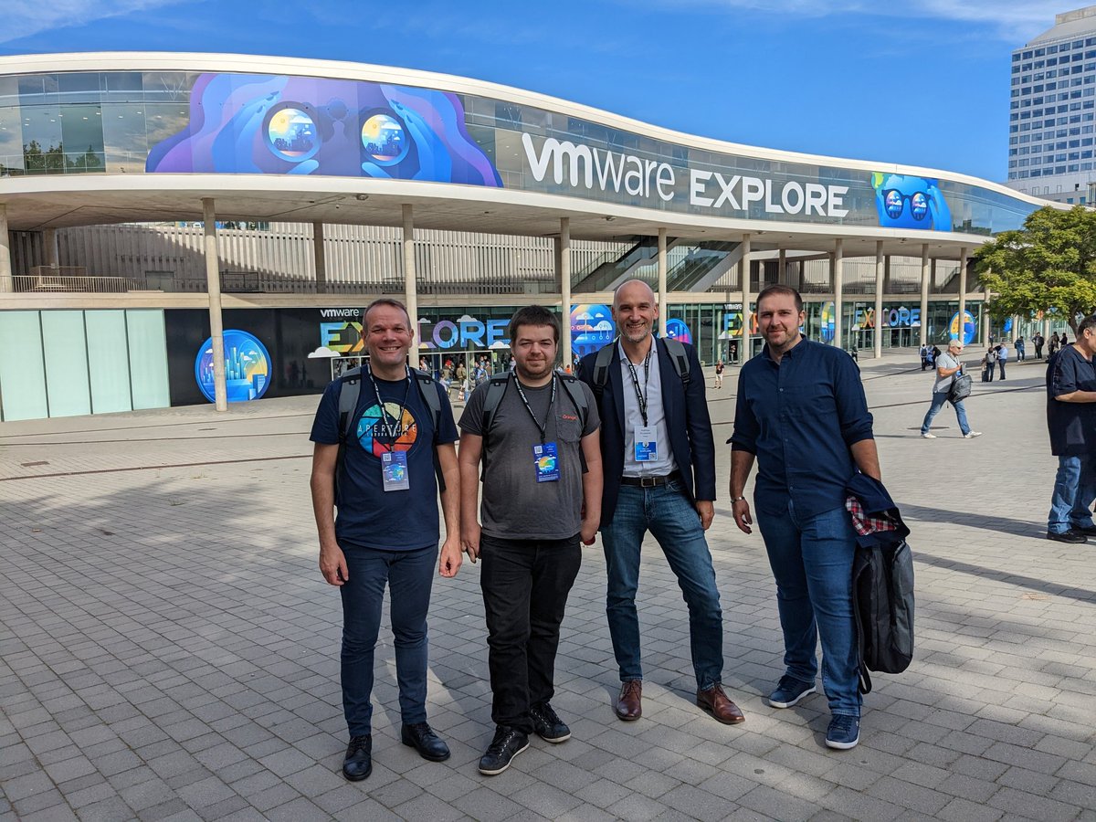 FabriceAUBERT1's tweet photo. @VMwareExplore  la team Orange France. Hésitez pas à nous contacter pour discuter avec nous ! https://t.co/FLxp6wCRv6