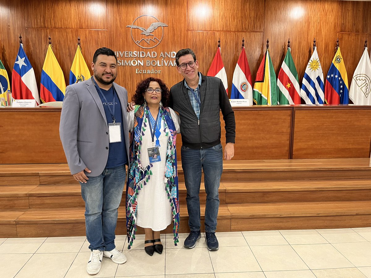 uasbecuador's tweet photo. Inauguramos el Encuentro internacional “Revalorización de lo social frente a la crisis global: el papel de la radio universitaria”. Participan ponentes de Colombia 🇨🇴, Costa Rica 🇨🇷, Ecuador 🇪🇨, España 🇪🇸, EEUU 🇺🇸 y México 🇲🇽. Una actividad organizada por la #RIU y la #RRUE https://t.co/6ezsESXt0O