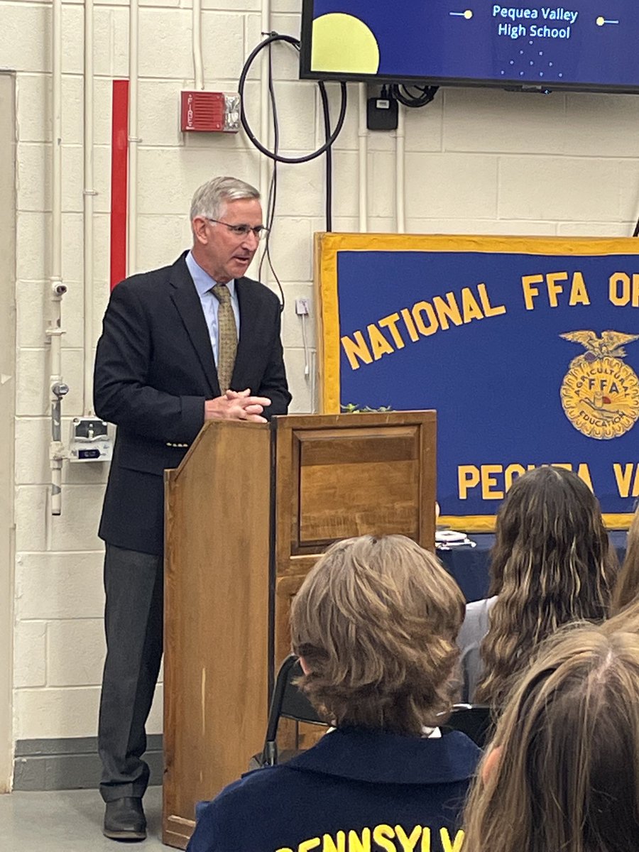 PVSDMCLEBY's tweet photo. Pequea Valley was honored today to host PA Secretary of Agriculture Russell Redding, kicking off the Ag Workforce Week! #PVBravesProud https://t.co/RlvUWzSRWi