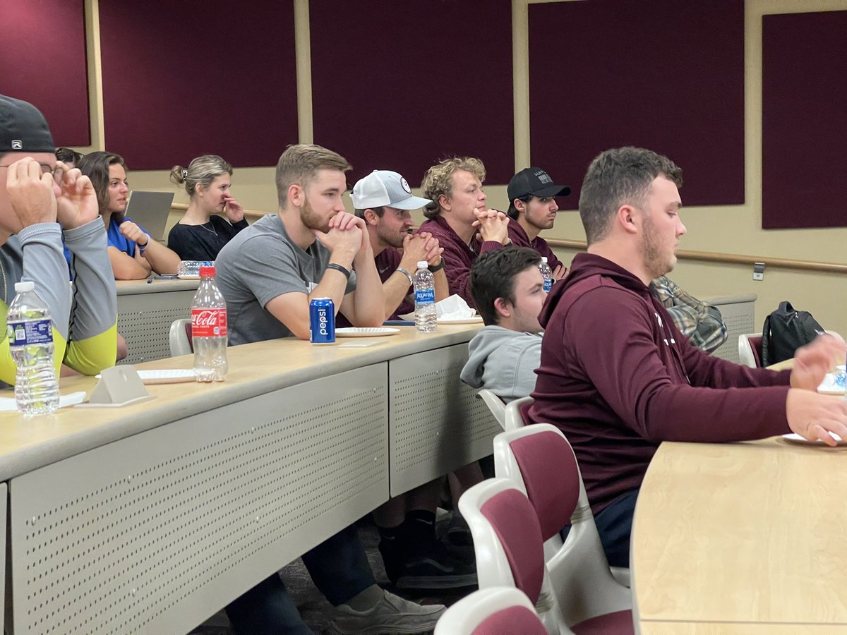 davidlweaver's tweet photo. Professional Engineers from NSPE-WV and ASCE are meeting this evening  with engineering and surveying students at Fairmont State University for our annual joint meeting. https://t.co/KCJpJ7doEi