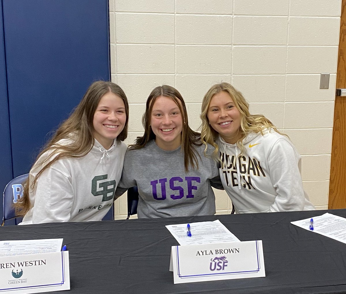 Becker Girls Hoops tweet media