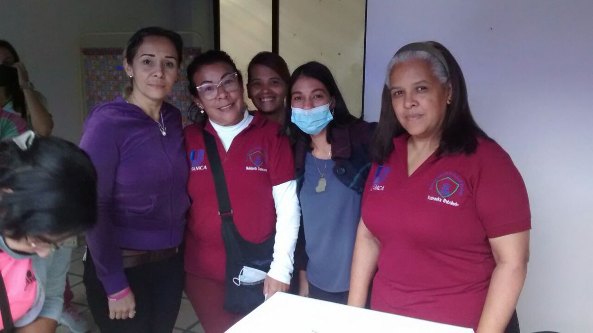 Nucleo_Miranda's tweet photo. Oficina de Seguridad Industrial de la UNEFA Sede Los Teques inició el proceso de selección del Delegado o Delegada de Prevención, contando con el apoyo de Nolisbeth Camacaro, Yubraska Rebolledo e Isbel Moreno (pasantes UPTAMCA). @angiolillofp @UNEFA_VRRC @Unefa_VEN @marchahil https://t.co/KrqIaN3Ty6