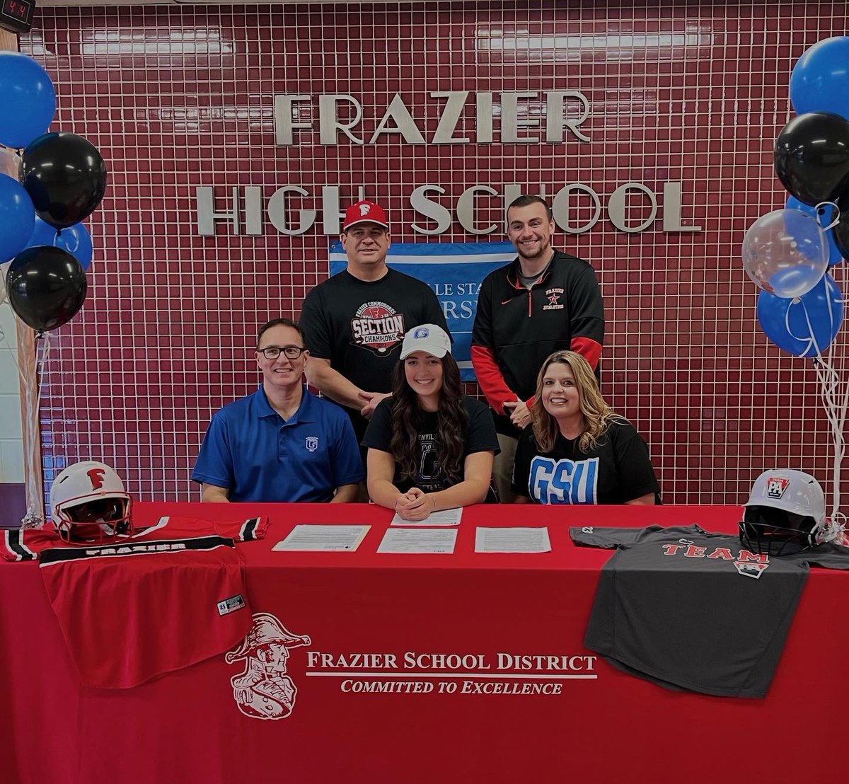 Delaney Warnick tweet media