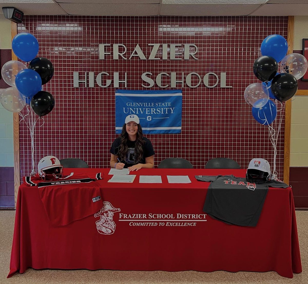 Delaney Warnick tweet media