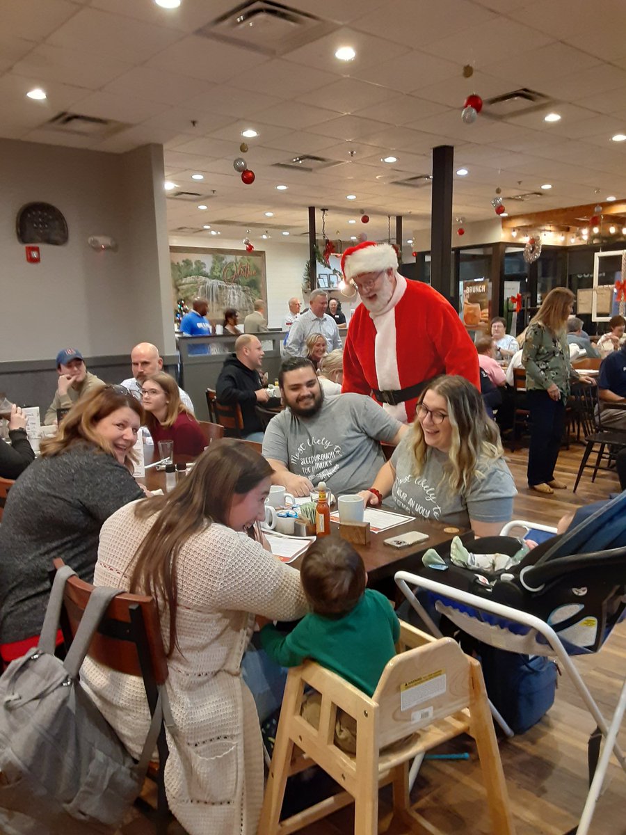 DrJillSmith's tweet photo. Joe Lauria kicking off the event &amp; let the food begin! Mayor's Children's Fund, supporting the children in Olathe! Santa has arrived!  @olatheschools, @fox4kc, @OlatheCares https://t.co/rQGEdr9G8p