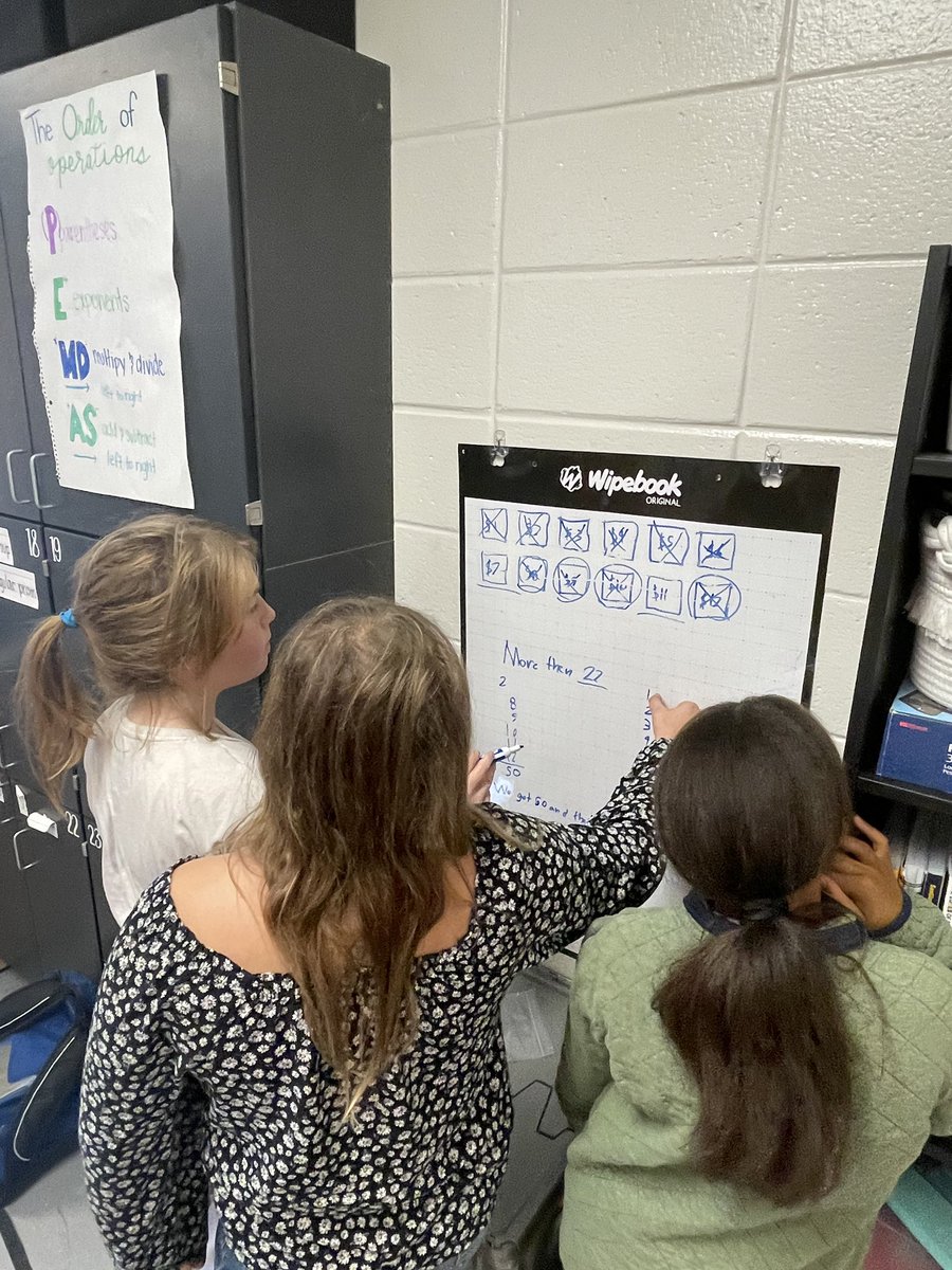 CurvinMckenzie's tweet image. Another day, another chance to build thinkers! Today was full of rich discourse and amazing collaboration! These students amaze me!! @towles_jennifer @KBensonLES @TCBOE_LES #leadingthewaytothinkingclassrooms