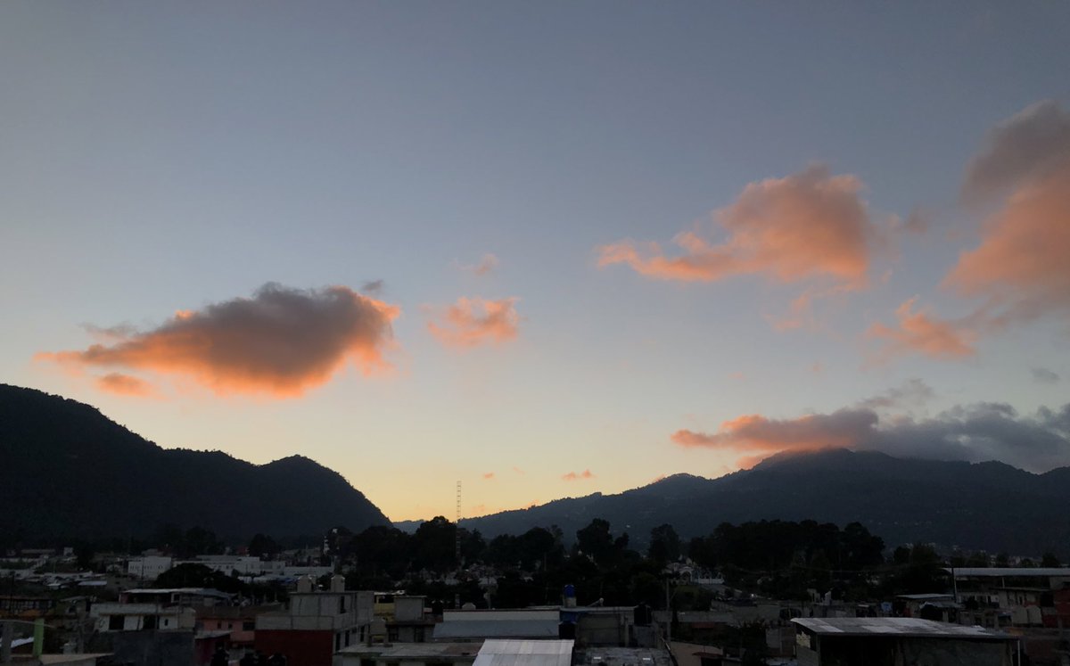 Cazador de Lunas tweet media