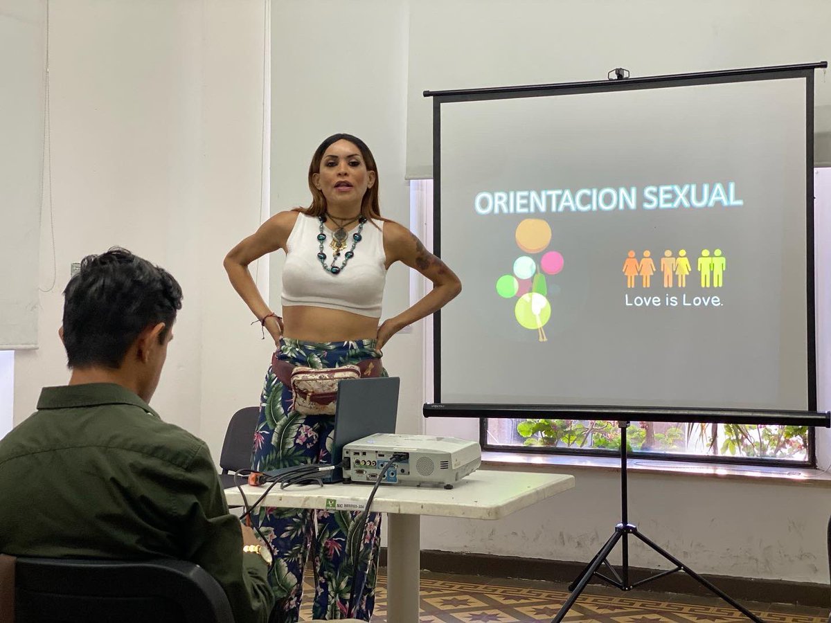 RSLGay's tweet photo. Participación en el foro “Derecho a la Participación Política de las Personas LGBT+ en el estado! 

#reinasanluis #lgbt /#pride https://t.co/ZvhlOalRPi