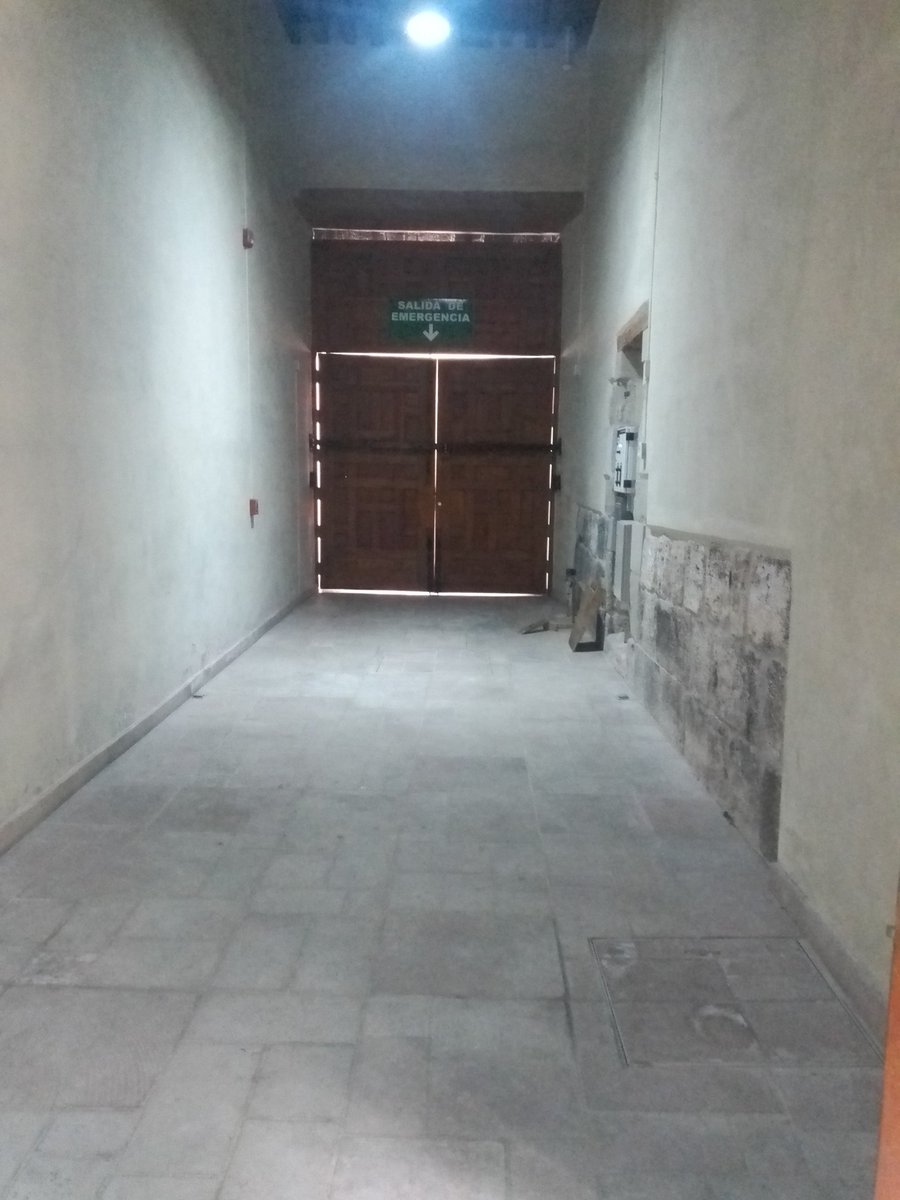 IvanGarrido2020's tweet photo. Esta semana he estado yendo a consultar material en Medicina y vaya que las nuevas instalaciones del archivo están de alarido, chequen nomás que chulada de lugar; en el merititito corazón del recinto que en la Colonia albergó las  Cárceles de la Perpetua‼️ https://t.co/h4N0pFruJk