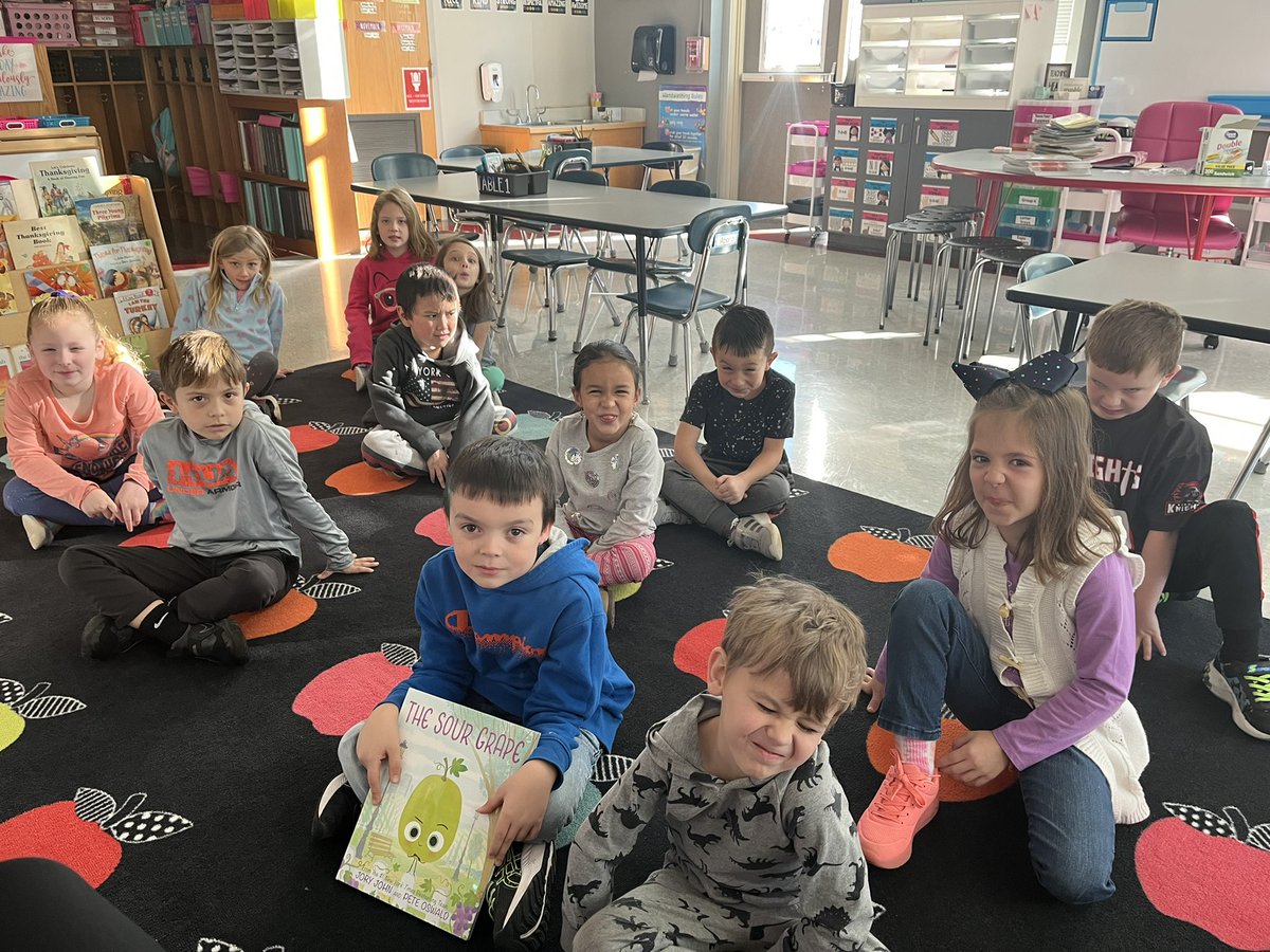 LeRoy_CSD's tweet photo. Hot off the press is The Sour Grape by @IamJoryJohn. Ms. Neu joined @missturman113’s 1st grade class for the first read! Grape 🍇 went from sweet to sour (holding all kinds of grudges) back to… can you guess by the 2nd photo? #literacy #storytime #onecastle @LeRoyWSS https://t.co/VwPP1Zjfro