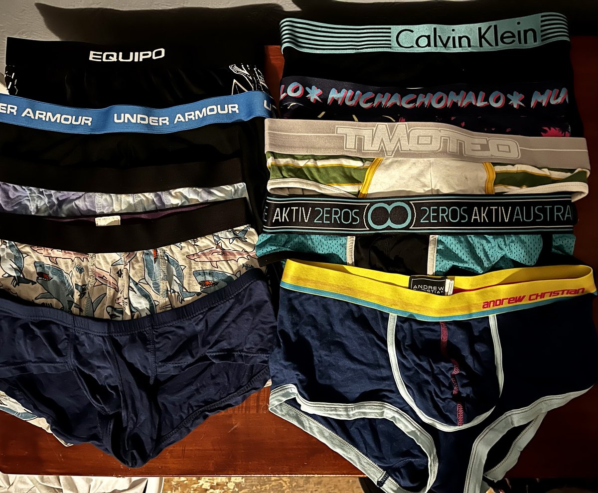 daredevil10188's tweet photo. SALE: DM if you are interested in anything. Pretty much everything is a sz Medium. More details if you are interested. https://t.co/OfusdN6A7T