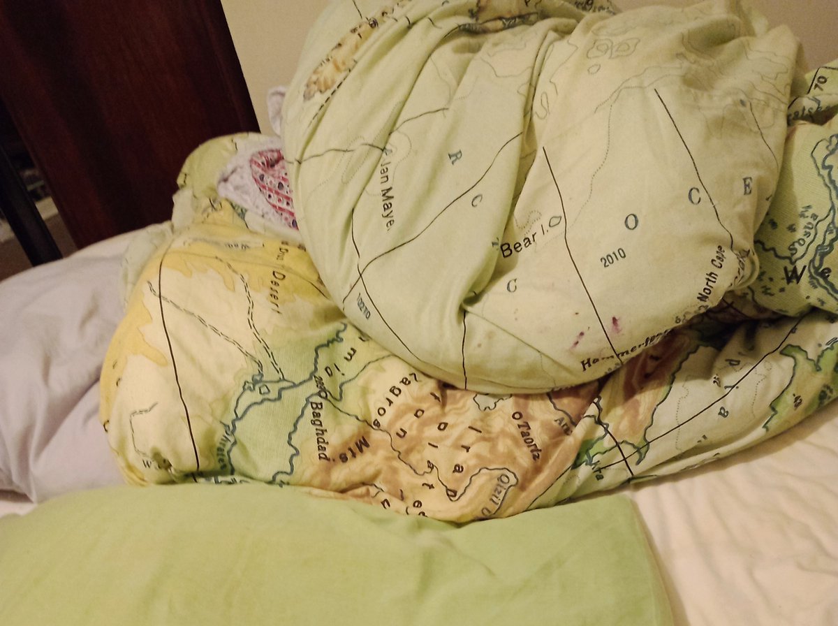 pmh's tweet image. #FMSPAD 9/11 An unmade bed: and miles to go before I sleep #FMS_AnUnmadeBed