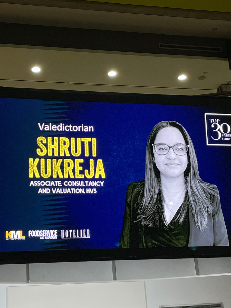 Congratulations to @LangHFTM grad Shruti Kukreja.  Not only was she recognized today as a KML Top 30 under 30 for all of Canada, she did an outstanding job as valedictorian for her cohort of winners.  Very proud of you Shruti! @foodservicemag @Hoteliermag  @LangUofG