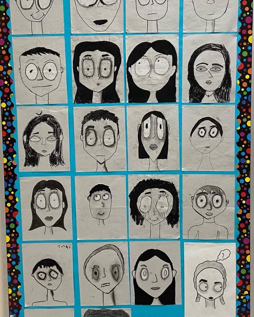 Mrs. Guzman’s students have been working on their Tim Burton art work. 
The kids have done an excellent job! instagr.am/p/CkwkVU-skiC/