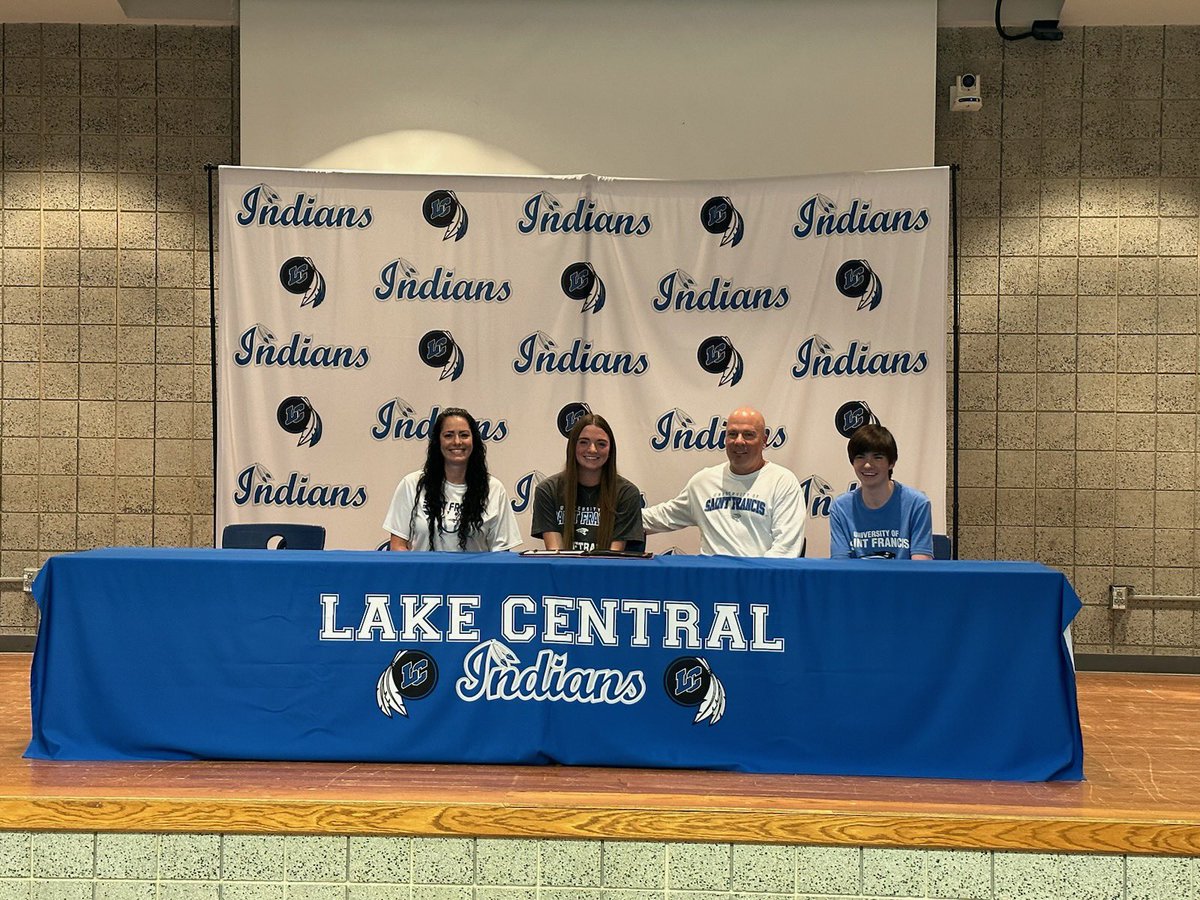 Congrats to Bree Miller on signing her NLOI with University of Saint Francis Fort Wayne!