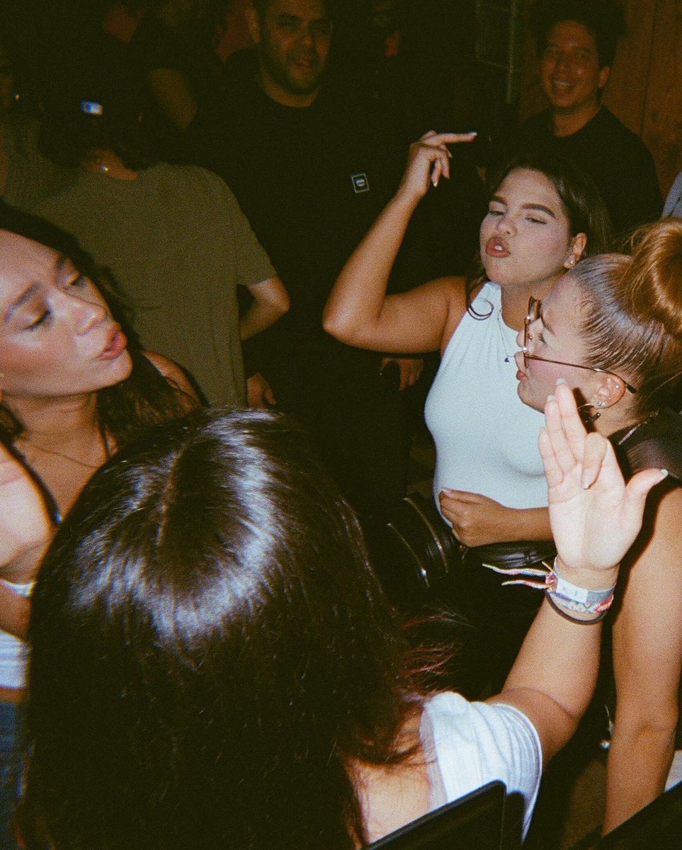 Chicago nos vemos mañana at <a href="/aguachicago/">agua 🫧</a> 😘