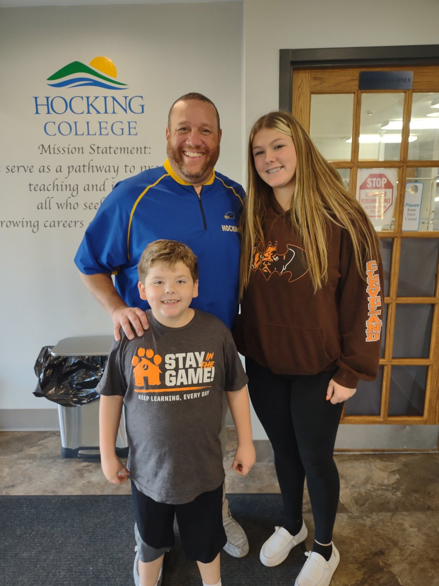 EvelynLynn2024's tweet photo. Thank you for the great visit Coach Lewis! Can't wait to be back on campus soon. @hockingsoftball @DiamondchixP https://t.co/okPm5UTR9M