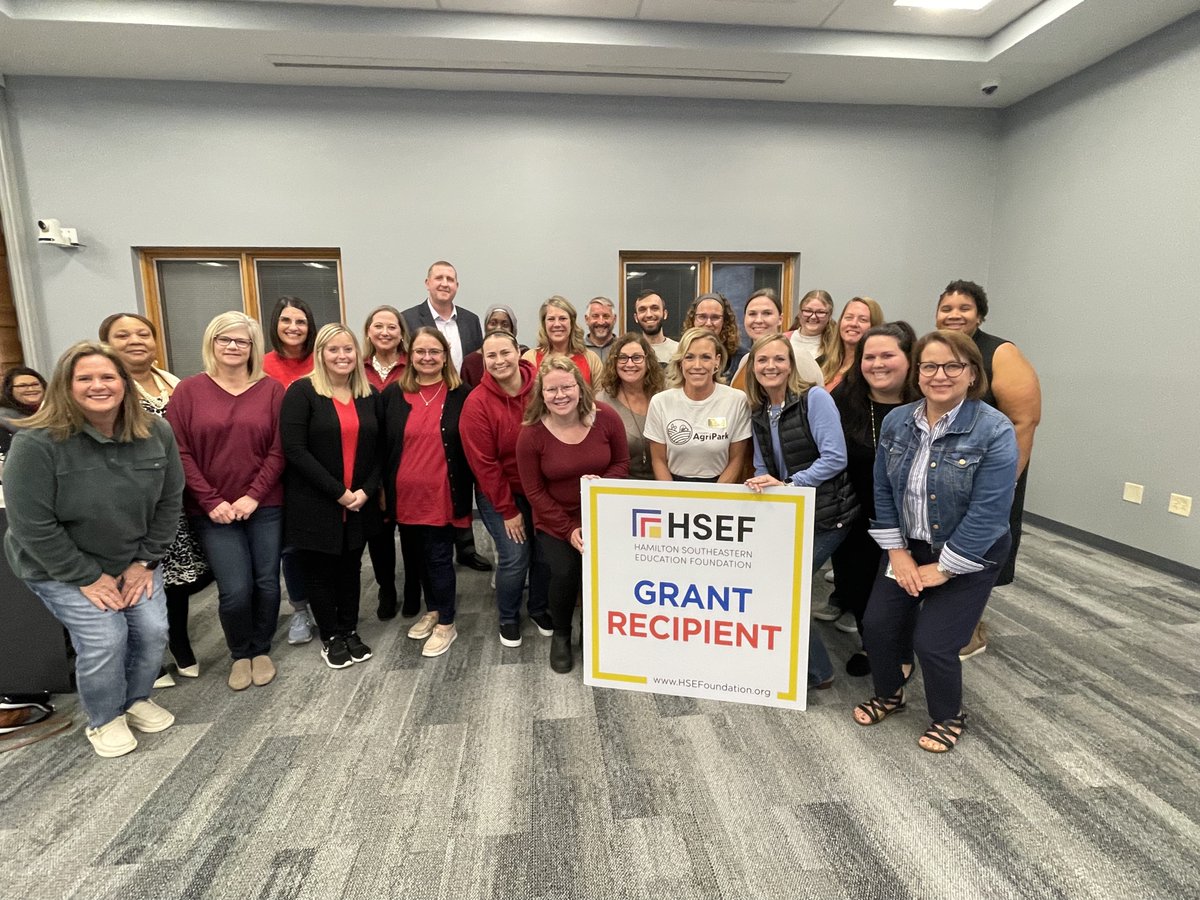HSESchools's tweet photo. DYK our educators can expand on their ideas & classroom learning goals thanks to @hsefoundation? Grants are awarded yearly for innovative projects, and this most recent grant cycle invested nearly $80,000 back into our schools. https://t.co/t3R01vsjeo
#SnapshotsOfSuccess https://t.co/bZteY0K7iu