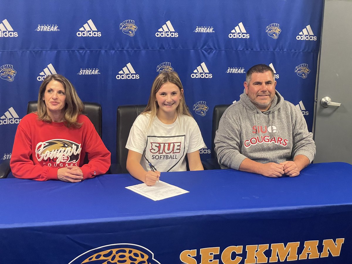 seckmansoftball's tweet photo. Congratulations to @abby_harvell Senior CF on continuing her softball career at @SIUESB  We are all so very proud of you, Abby!

@JaguarAthletics @CheapSeatsPhoto https://t.co/W9jr3O0Abs