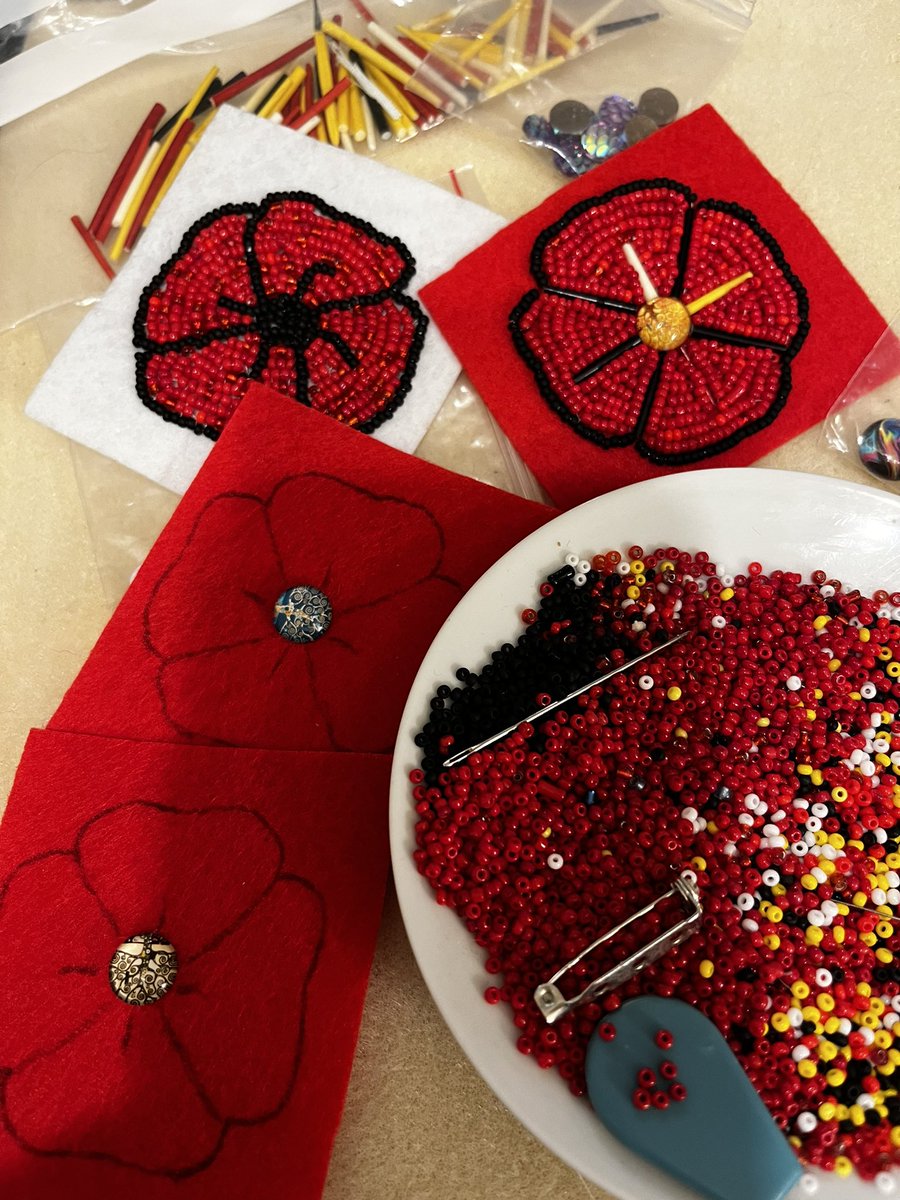 ndnchiq's tweet photo. You want a #beadedPoppy #BOOM you got one!!! #LestWeForget https://t.co/rtjTuwIxPx