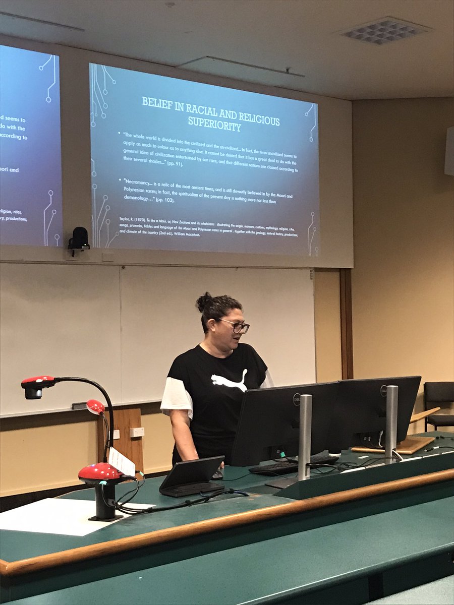 AndreeaCalude's tweet photo. Kyle Hefferon teaches us about #Matakite and the importance of a culturally anchored approach to mental health @AlpsSgrad conference at @waikato #alpssgrad2022 https://t.co/BAQASGyYOm