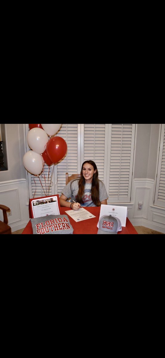 KateMikle's tweet photo. Officially a Moc❤️💙 So excited for the next four!! @bowey23 @AtlVipersHudson @FSC_Mocs https://t.co/TW9yNR4tFF