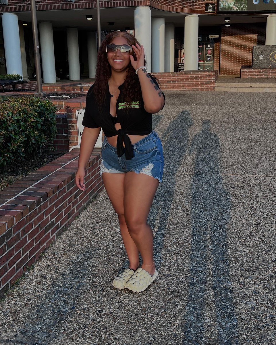 cheydezirae's tweet photo. Let me give you images that last♾️ https://t.co/Lcm8EfQSkN