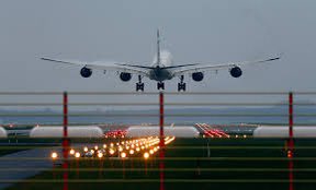 mackyduff's tweet image. flying out to england 🏴󠁧󠁢󠁥󠁮󠁧󠁿 boutta hit y’all with a big surprise #linkup #gettingthegangbacktogether