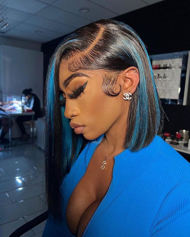 Idolihair's tweet photo. Blue highlights hair😍😍 Do you want it?

#idolihair #coloredwig #straighthairwig #lacefrontwig #babyhair #lacewigs #wigunit #hairstyle #hairbeauty #love #wiginstall https://t.co/YoZf3OI7Ix
