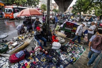 ManuelBeltrn14's tweet photo. Así luce el metro elevado de Medellín que tanto nos ponen de ejemplo.

La verdad es que el cuento de que es más seguro y tiene mejor vista es otra mentira de Peñalosa. https://t.co/wwvNWhnEpc