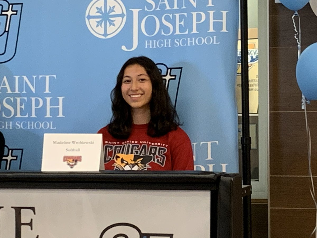 It’s official!! ❤️🖤🐾 #GoCougs <a href="/SXUsoftball/">SXU Softball</a> <a href="/SoftballSJHS/">SJ Softball</a>