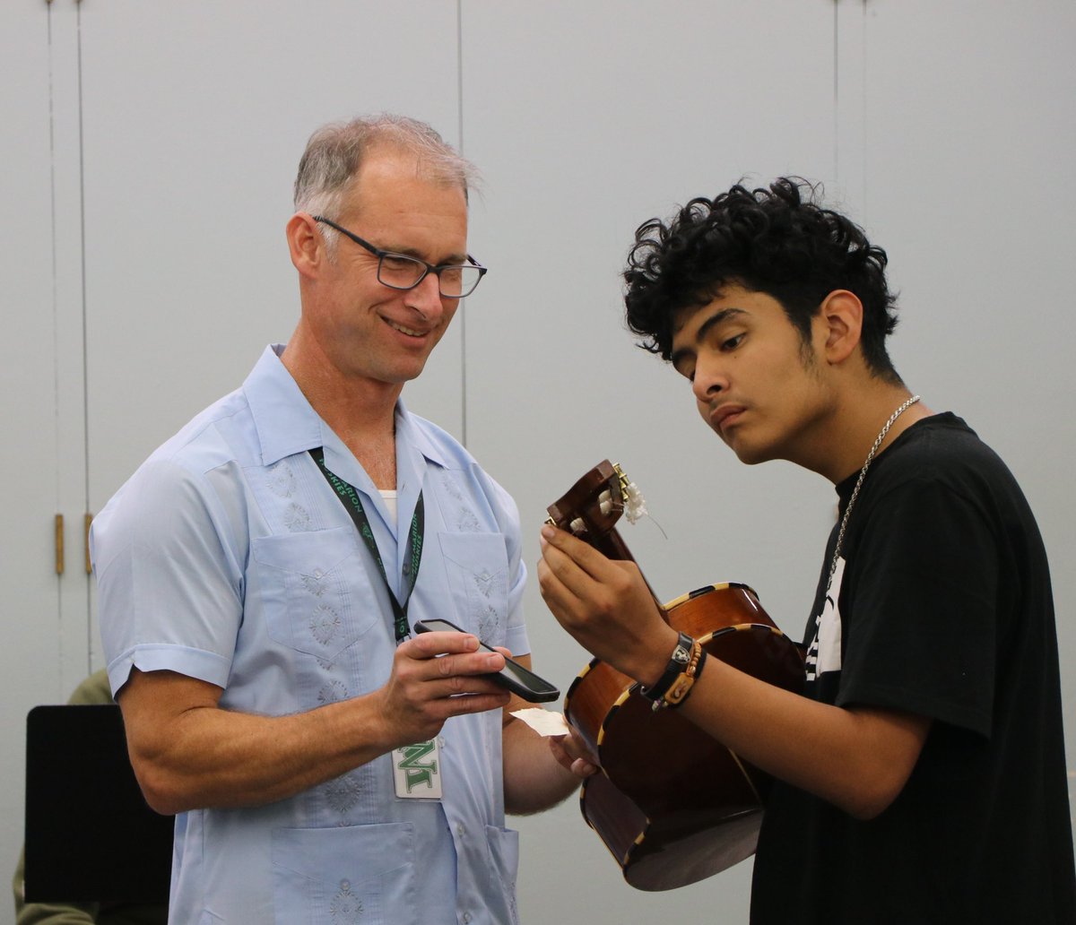 ‘Warm demanders’ idea welds student connections to expectations. Read: osba.org/News-Center/An…