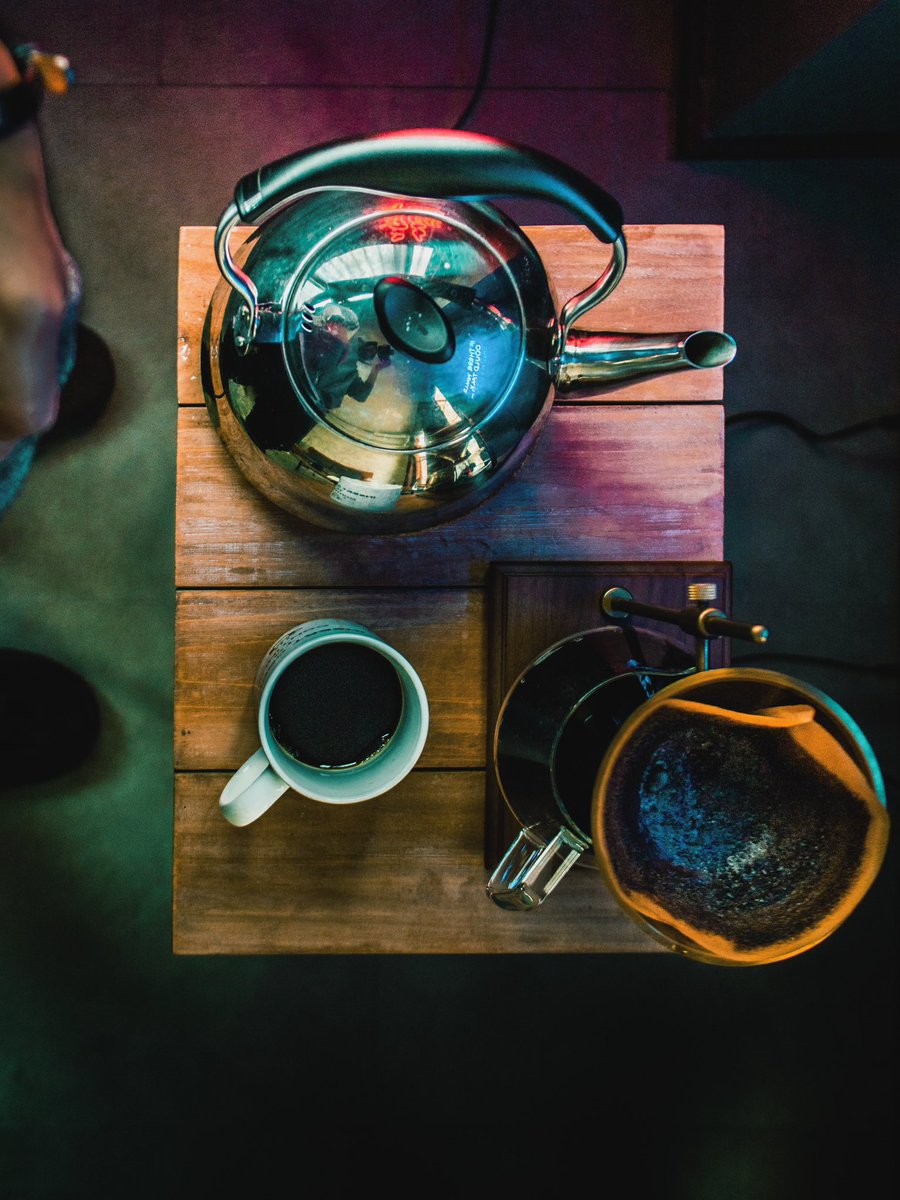 おはよ。珈琲淹れるよ。