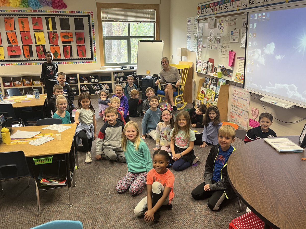 Had a great time hanging out at ⁦<a href="/KenstonTES/">Kenston TES</a>⁩ this morning!  So many smiling faces! ⁦<a href="/KenstonSchools/">KenstonSchools</a>⁩