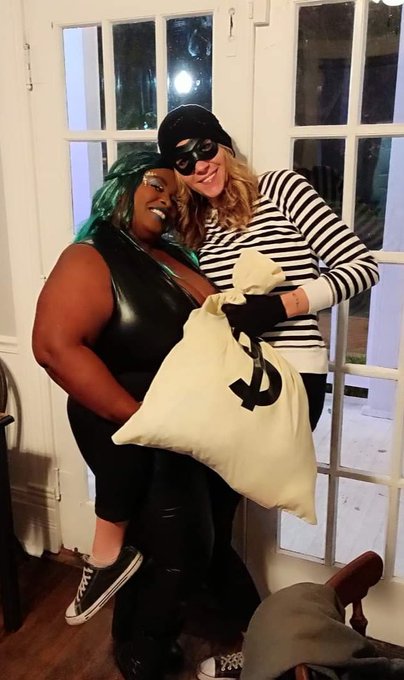 Halloween with @cassidijai Go follow her and check her out. https://t.co/sWgFk35L2x<a class="tags" href="/tag/cassidijai">@cassidijai</a><a href="/tag/playtime"class="tags"><span>#playtime</span></a>