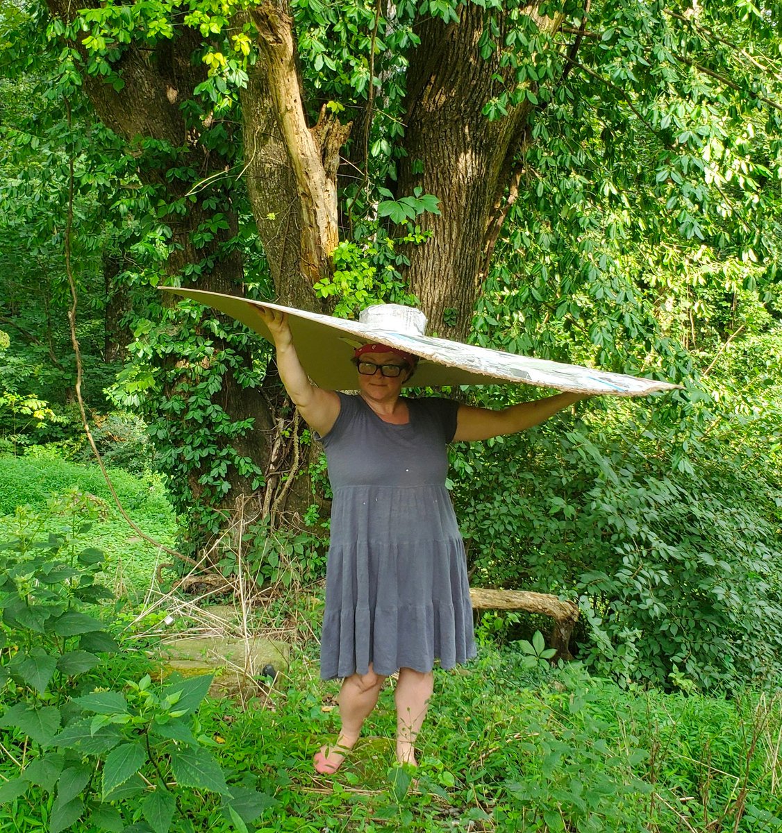 GottaBeCrazy2's tweet photo. Show us your sharpest chapeau on #NationalHatDay!
#GISH2021 #Item160 Climate change has necessitated a wardrobe change. Using recyclable materials, create an impressive sun hat. Bigger is better when it comes to sun protection, so make it massive. Huge. #GISH https://t.co/mWvryyX2qb