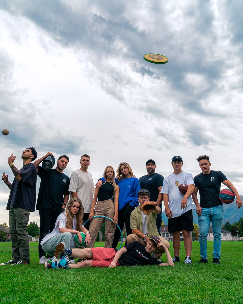 DavidRuvalcabaa's tweet photo. I’m so happy to say that I AM INCREDIBLY PROUD of my team! As a company we have been hitting all time highs in revenue.
We have the most hard working and dedicated team.
2022 was the hardest and most rewarding year we have ever had. I will be forever thankful for #TeamDava! https://t.co/mBNESez351