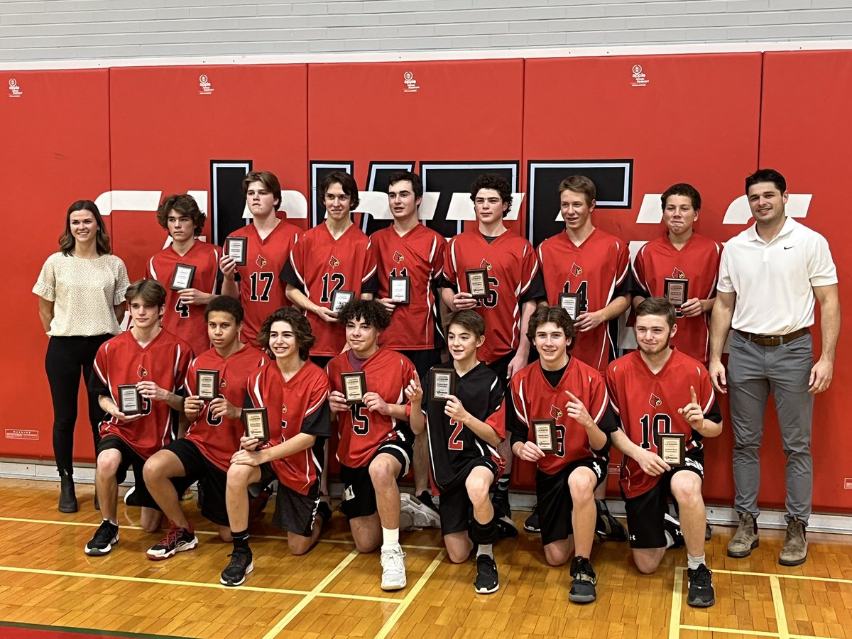 Congratulations to the Junior Boys Volleyball team on winning the LKSSAA Championship tonight!
3-0,  Go Cards!