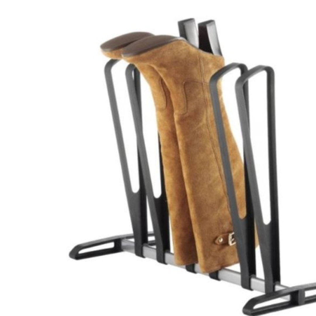 ladyluxelife's tweet image. You know I love my boots!  And boot care is so important.  Check out my blog from years ago, which is still good today.  💋 #ladyluxelife #bootcare