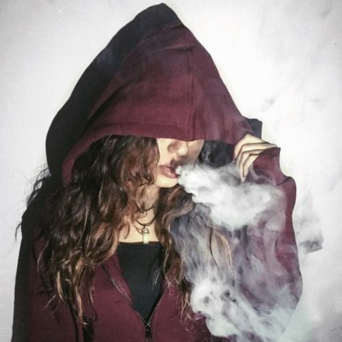 لـن أخـاف مــِْن أخطـائي اللتـي سـ أرتڪبتهـا ˛ فـلا يـوجـد ضمـان أن أفعـل الشـيء الصحيـح فـي ڪل مـرة⚜💭".